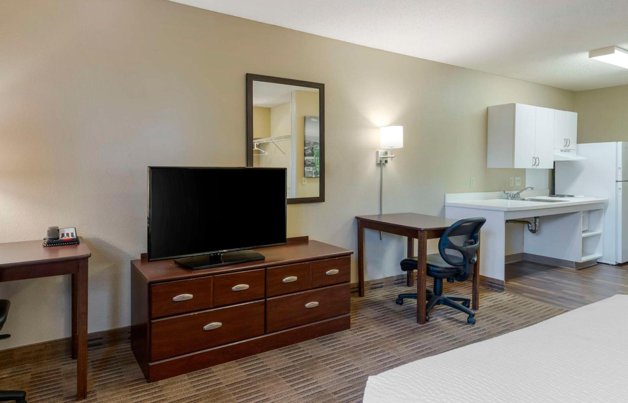 Extended Stay America Suites - Fremont - Warm Springs Warm Springs District Exterior photo